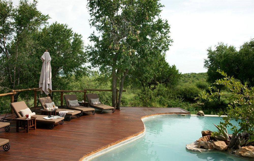Impodimo Game Lodge Madikwe viltreservat Exteriör bild